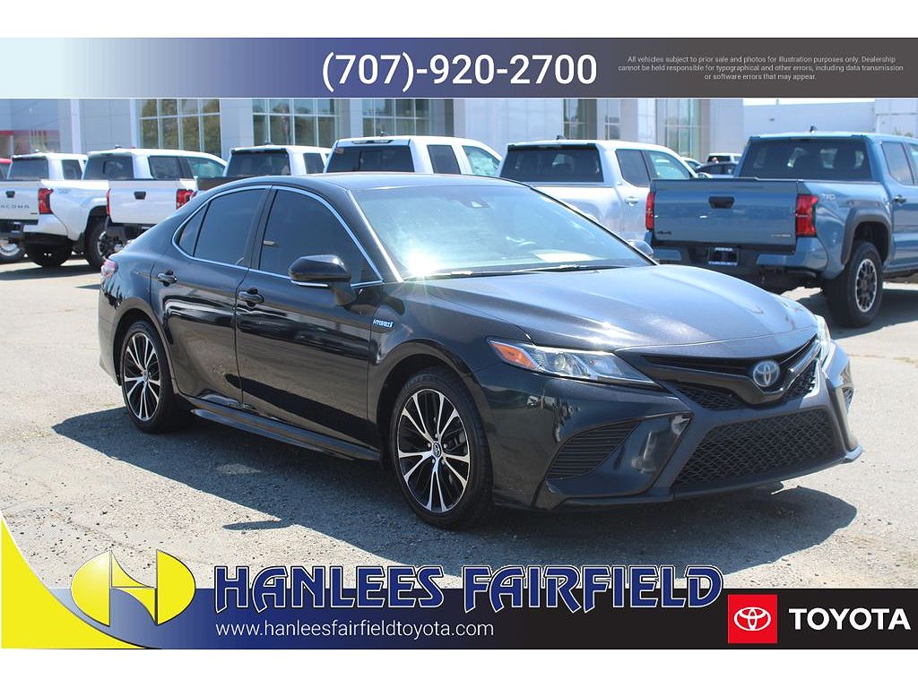 2018 Toyota Camry Hybrid SE