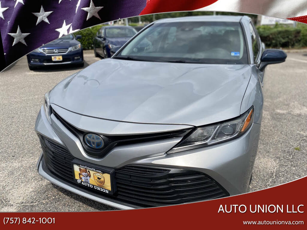 2018 Toyota Camry Hybrid LE