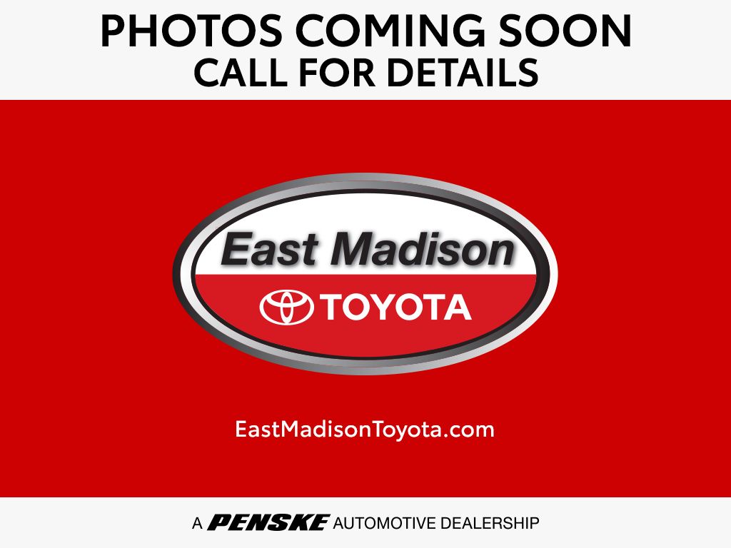 2019 Toyota Camry Hybrid LE