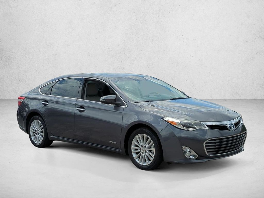 2013 Toyota Avalon Hybrid XLE Touring