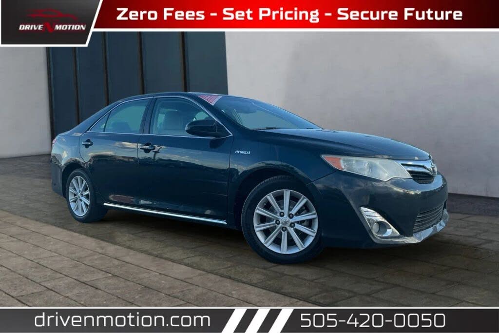 2014 Toyota Camry Hybrid XLE