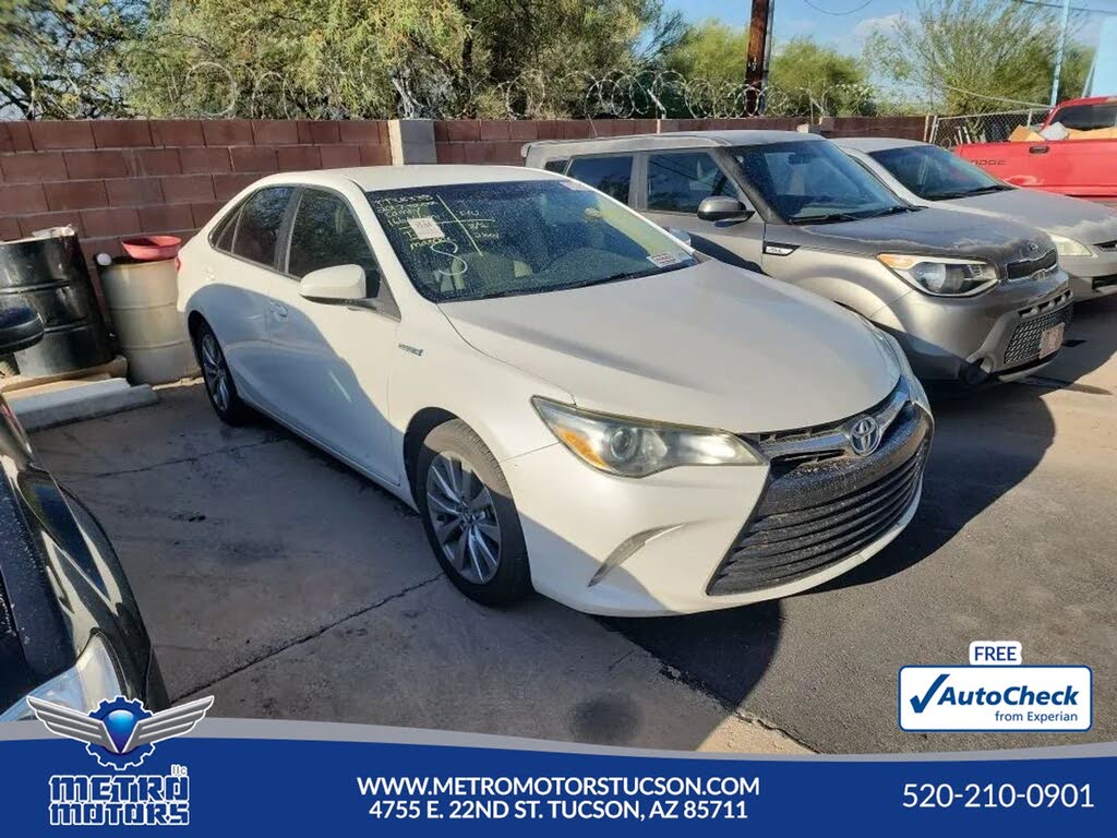 2017 Toyota Camry Hybrid SE