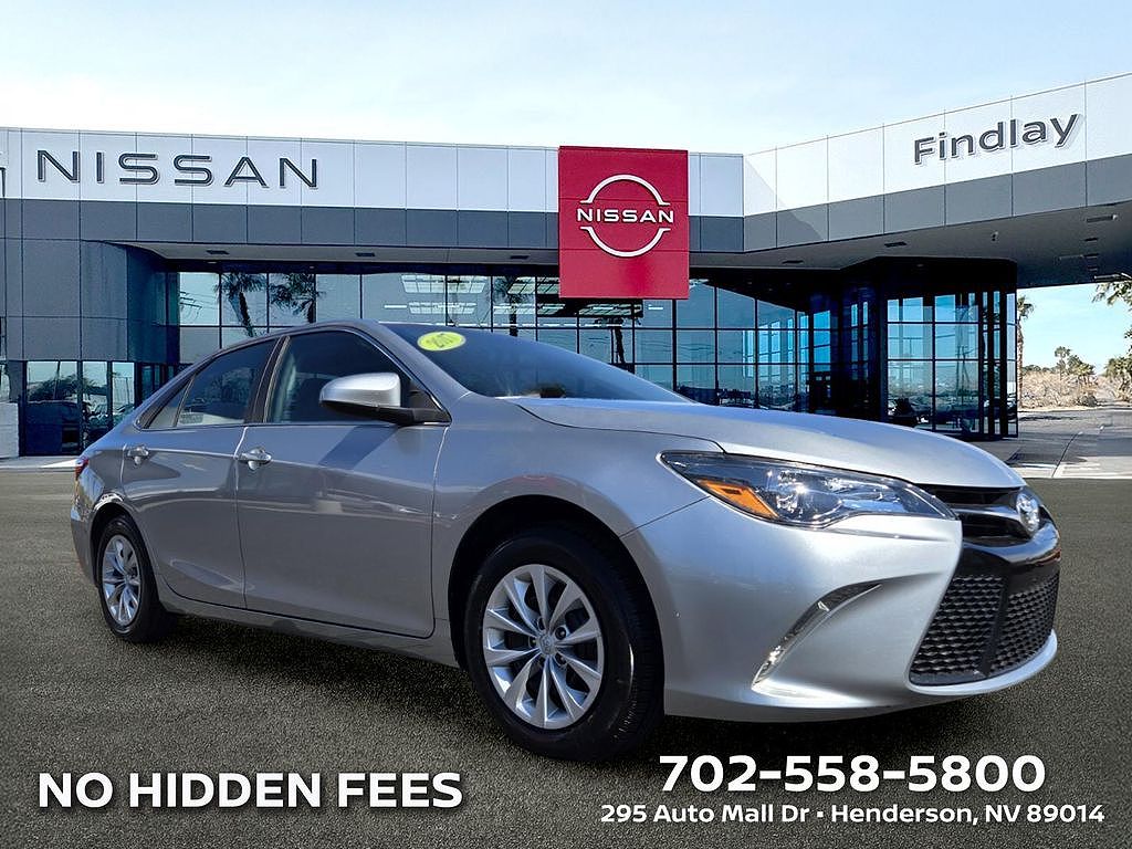 2017 Toyota Camry SE