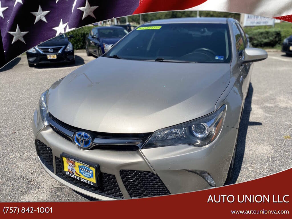 2016 Toyota Camry Hybrid LE
