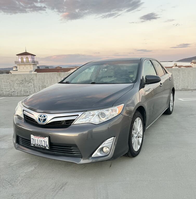 2013 Toyota Camry Hybrid LE