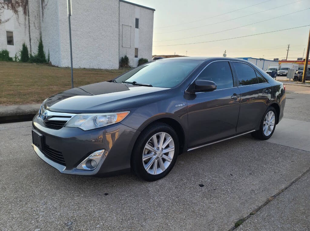 2013 Toyota Camry Hybrid LE