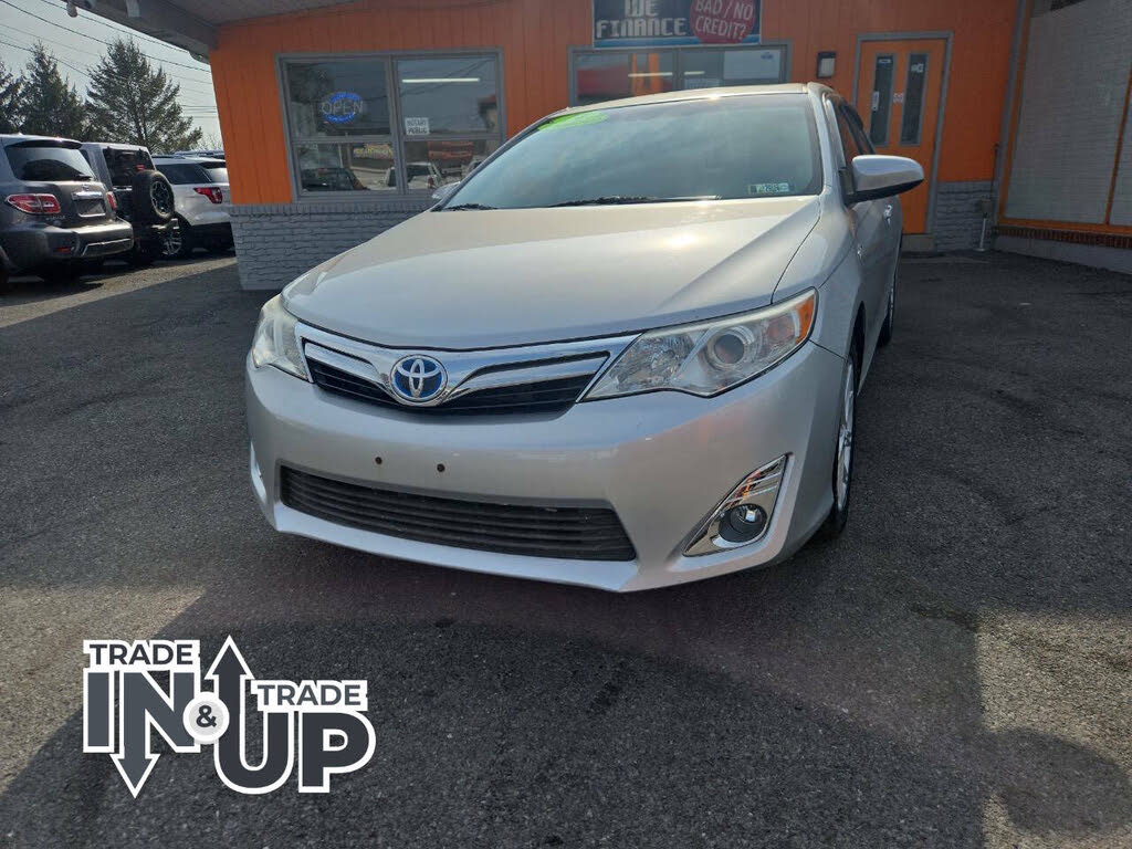 2014 Toyota Camry Hybrid XLE