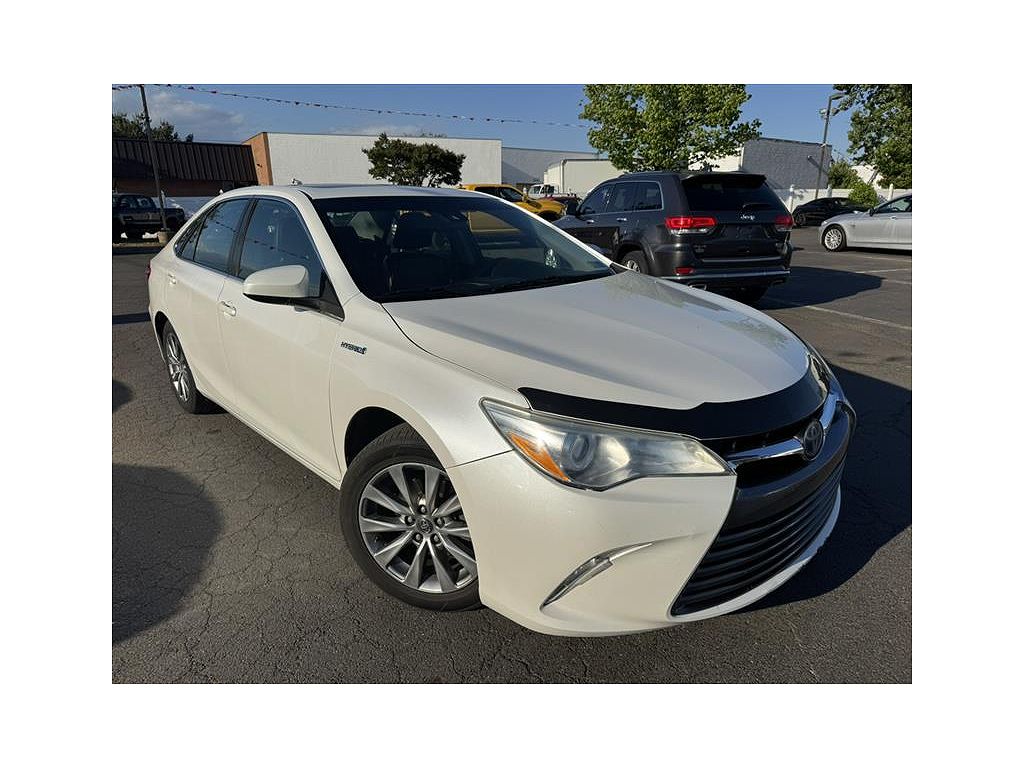 2017 Toyota Camry Hybrid XLE