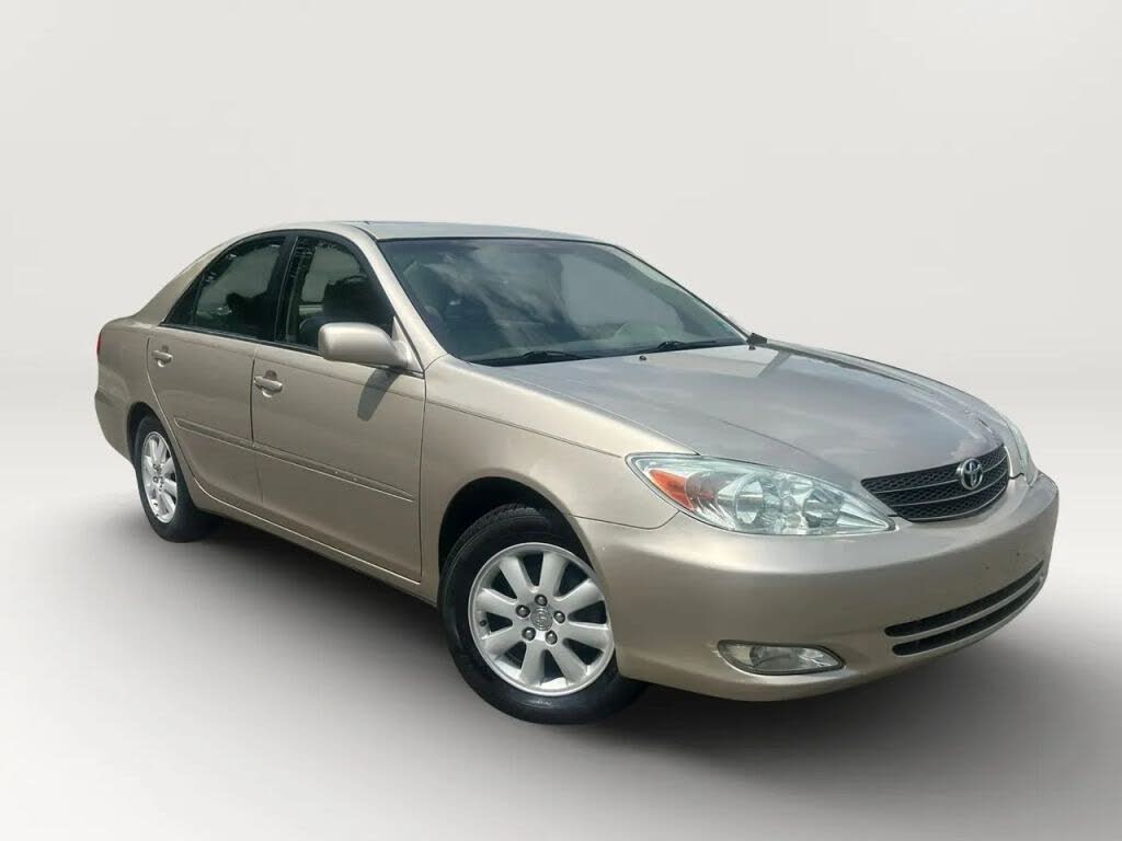 2004 Toyota Camry XLE
