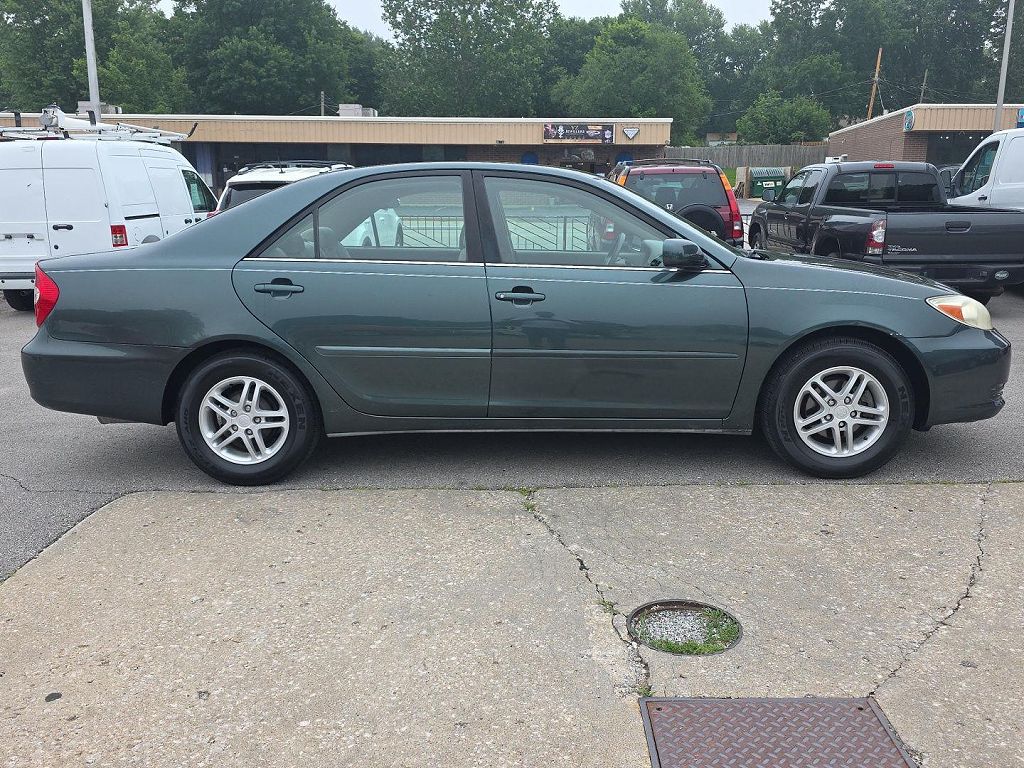 2004 Toyota Camry XLE