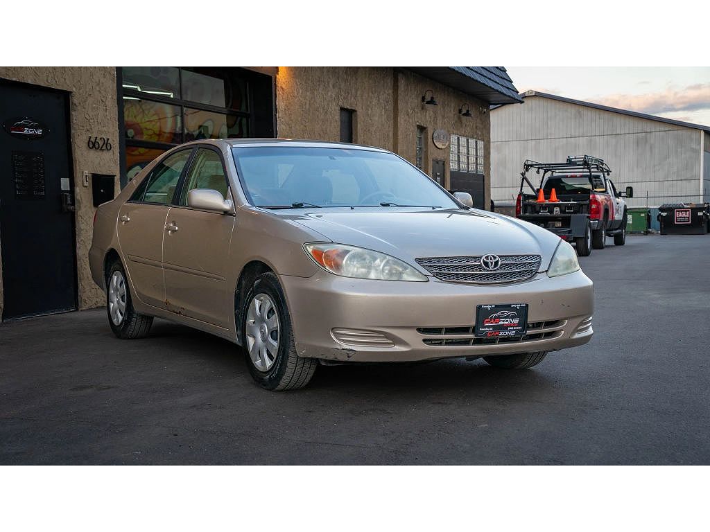 2004 Toyota Camry XLE