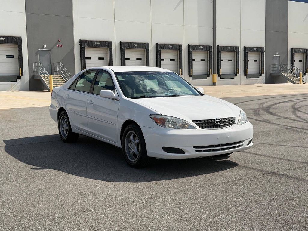 2004 Toyota Camry XLE