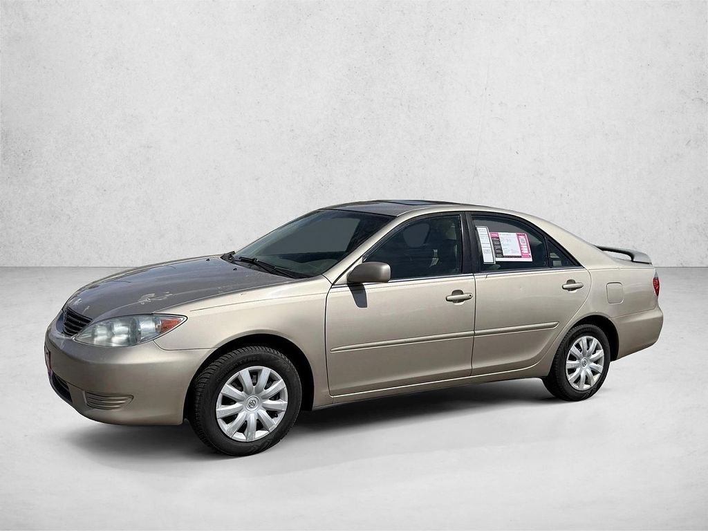 2005 Toyota Camry Standard