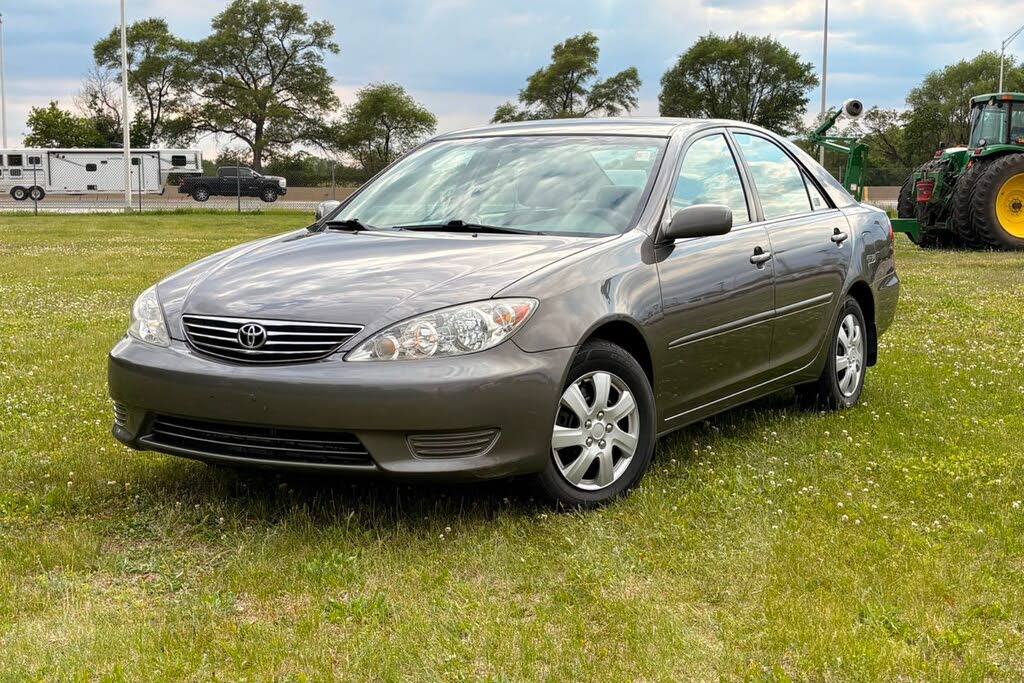 2006 Toyota Camry Standard