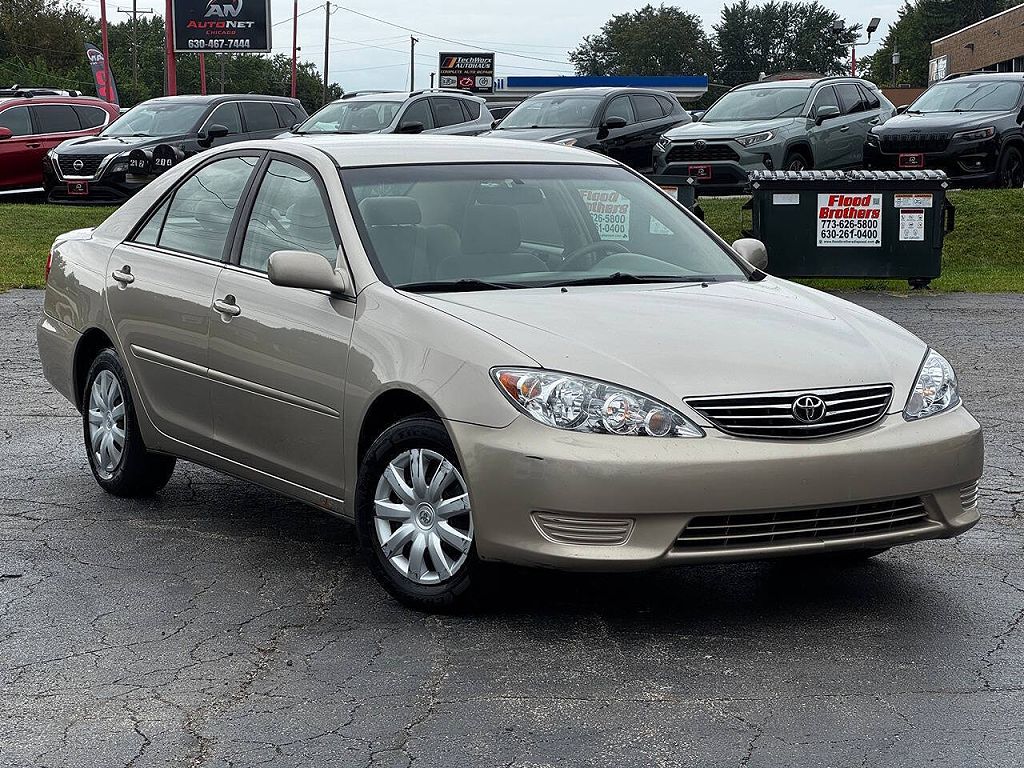 2005 Toyota Camry Standard