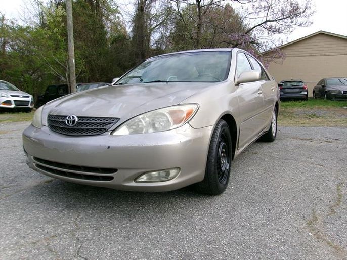 2004 Toyota Camry LE
