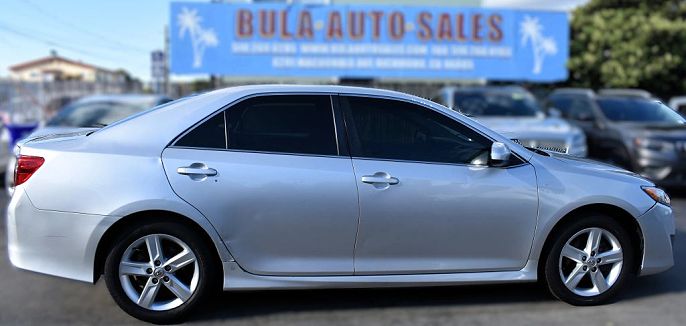 2014 Toyota Camry SE