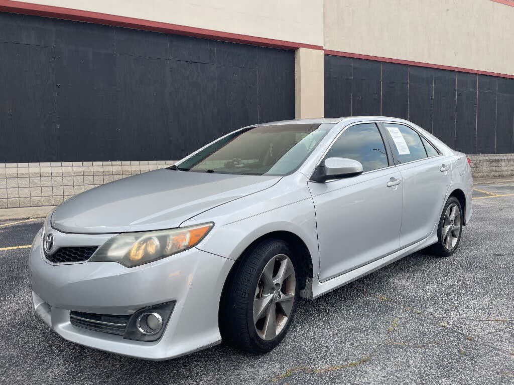 2014 Toyota Camry SE Sport