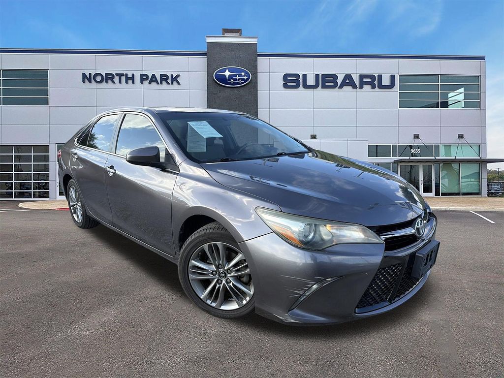 2016 Toyota Camry SE
