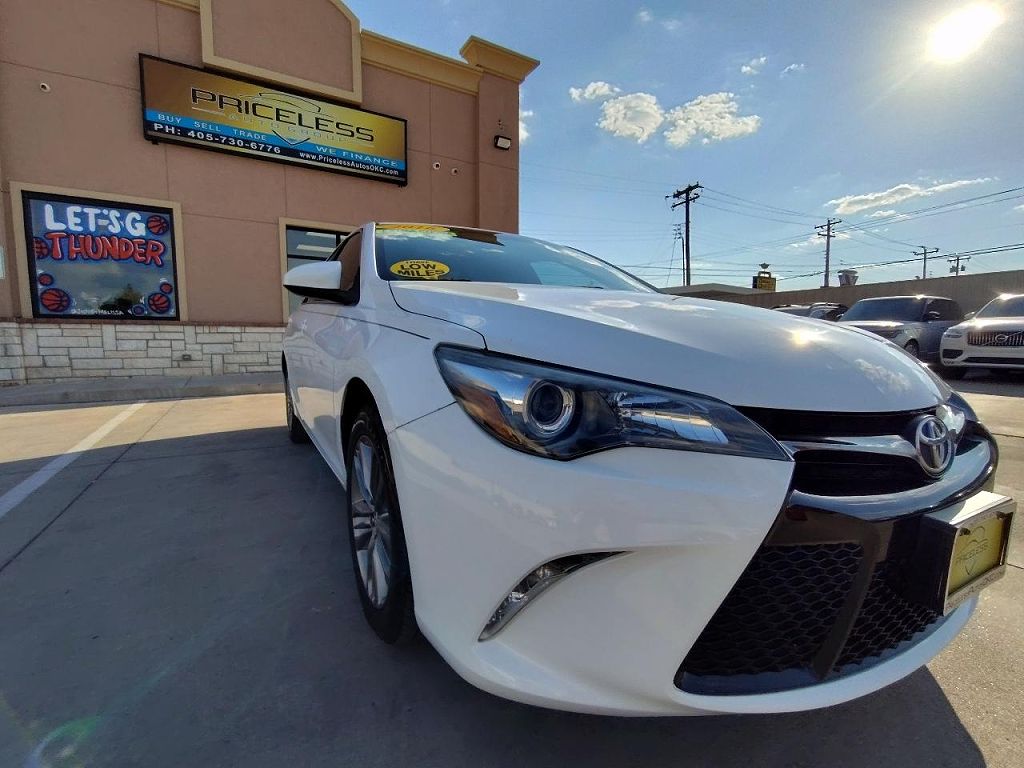 2016 Toyota Camry XSE
