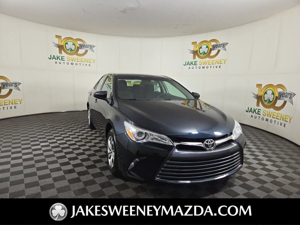 2016 Toyota Camry XSE