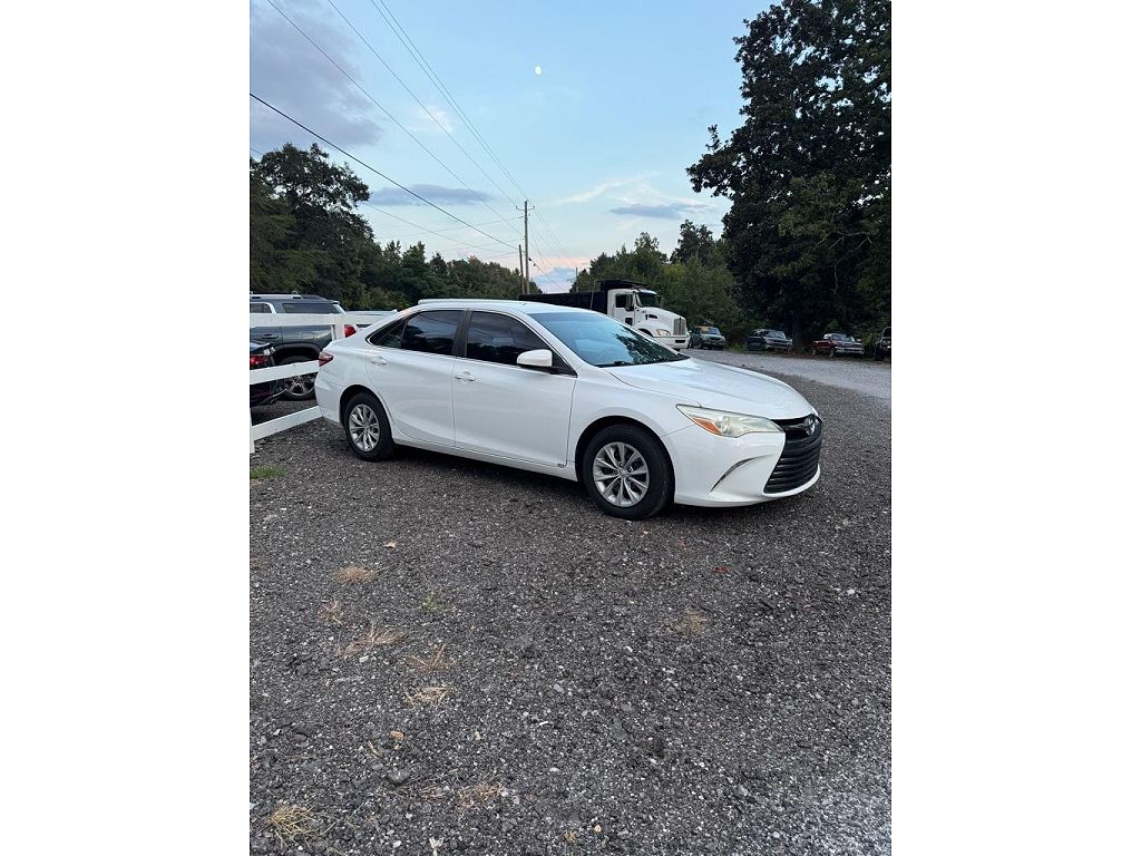 2016 Toyota Camry XSE