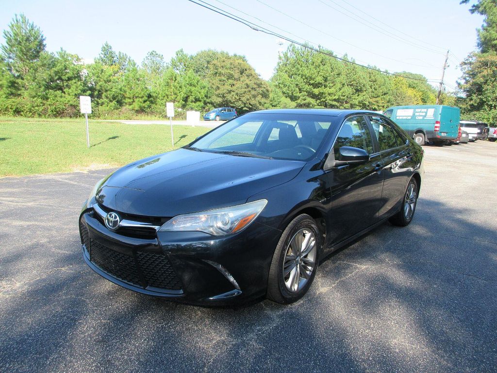 2016 Toyota Camry XSE