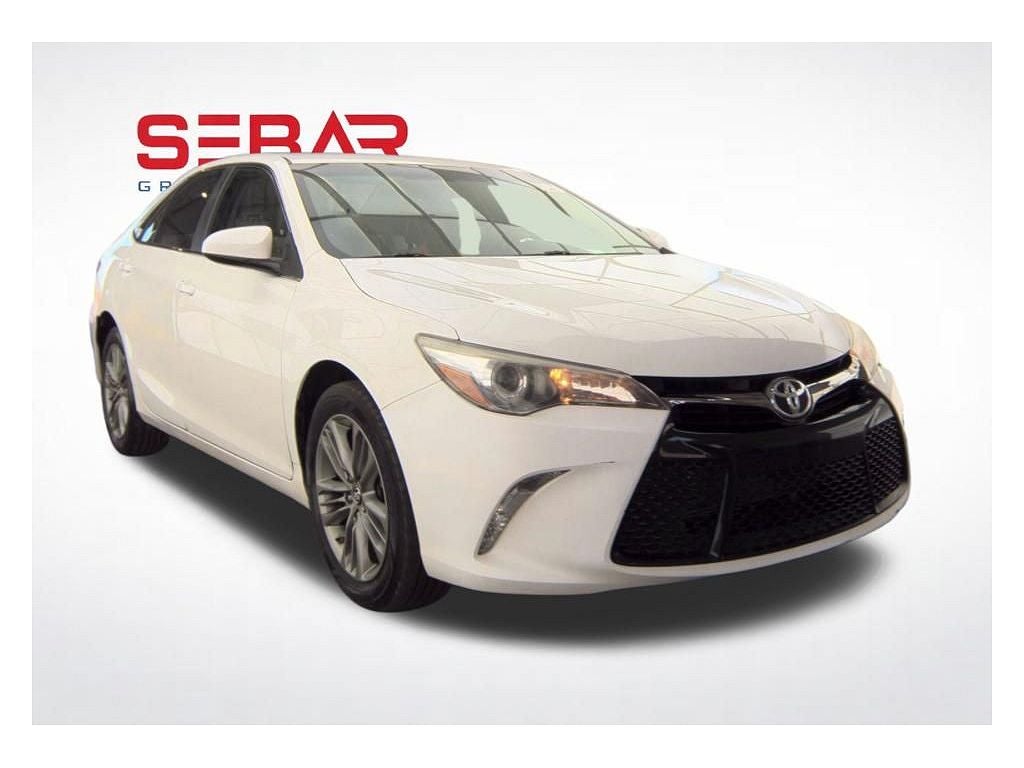 2016 Toyota Camry SE