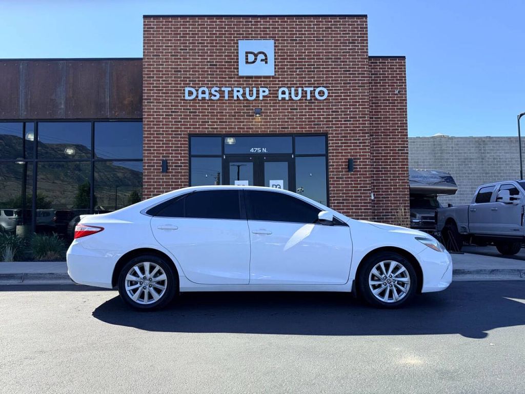2017 Toyota Camry XSE