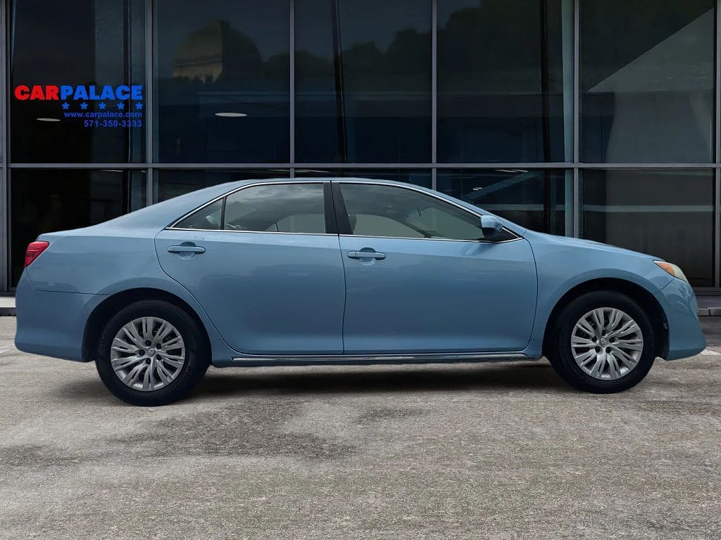 2012 Toyota Camry LE