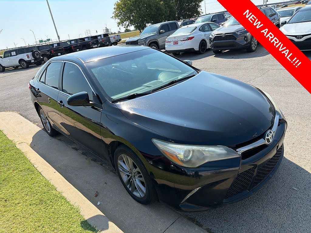 2016 Toyota Camry XSE