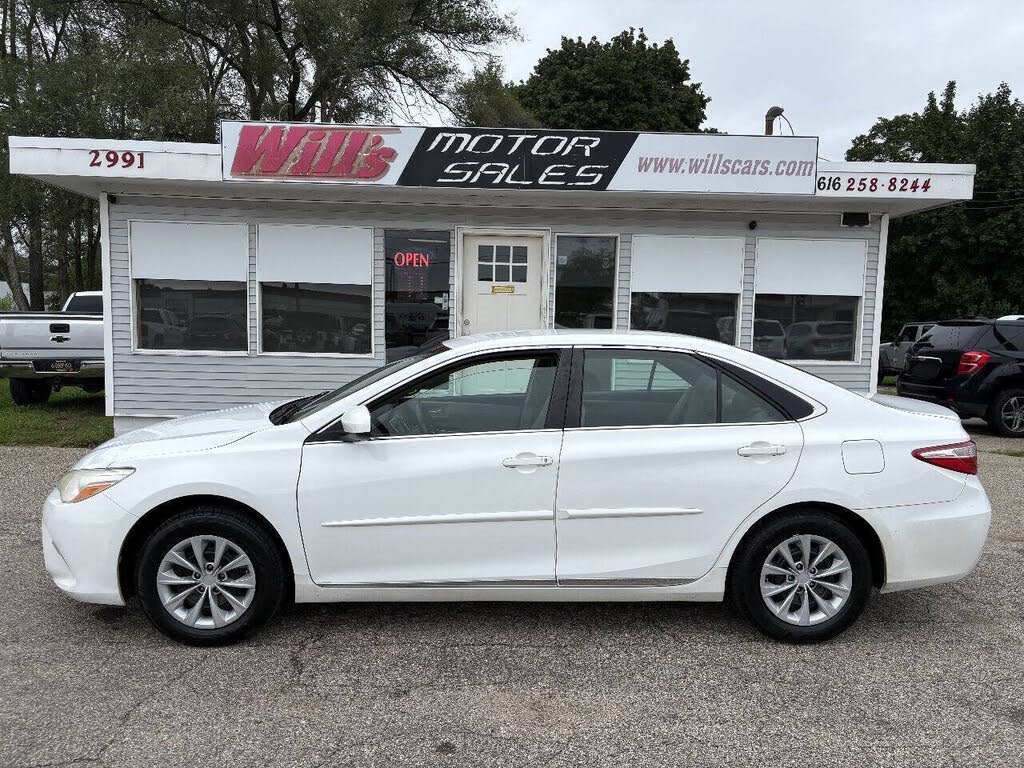 2017 Toyota Camry XSE