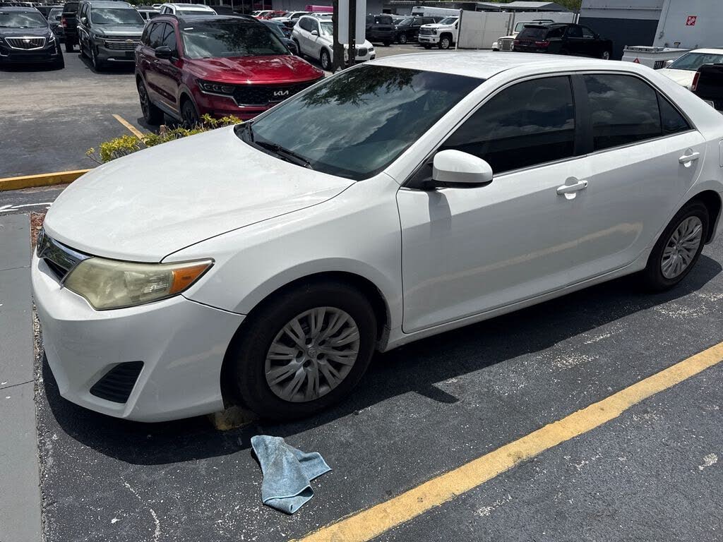 2013 Toyota Camry LE