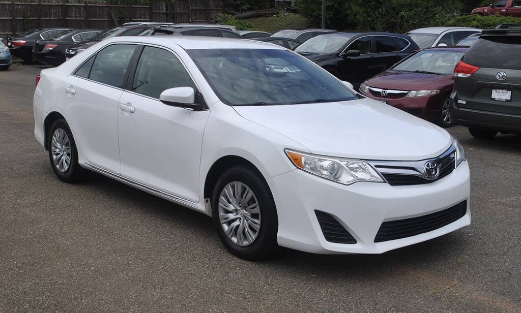 2014 Toyota Camry LE