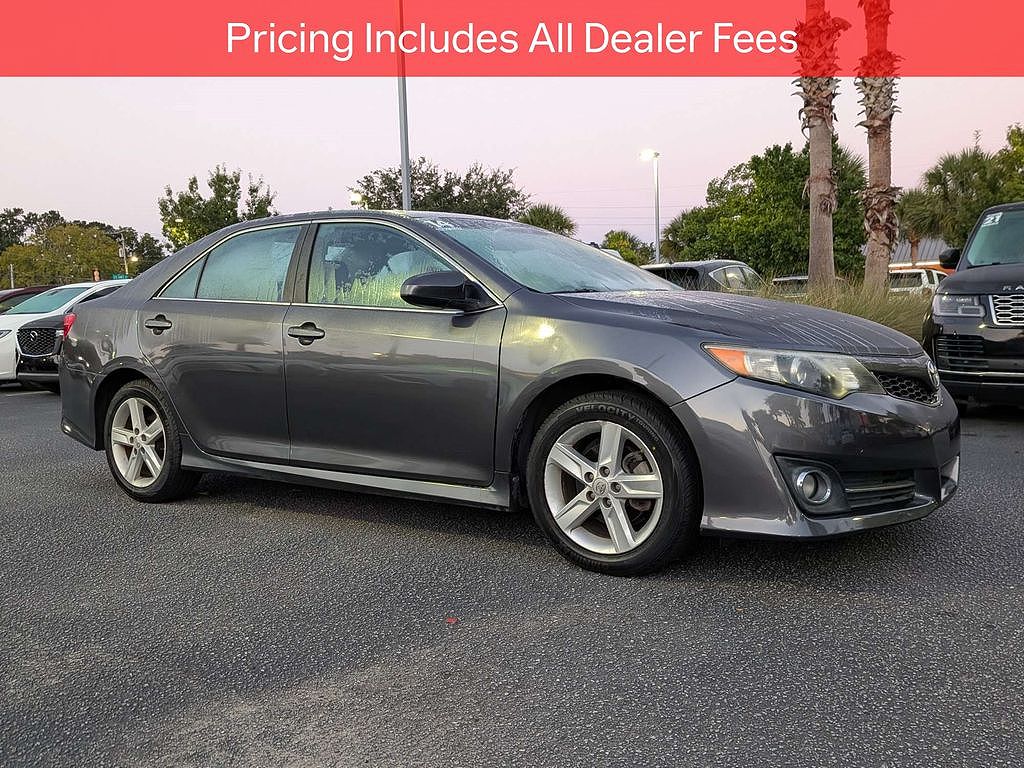 2014 Toyota Camry SE