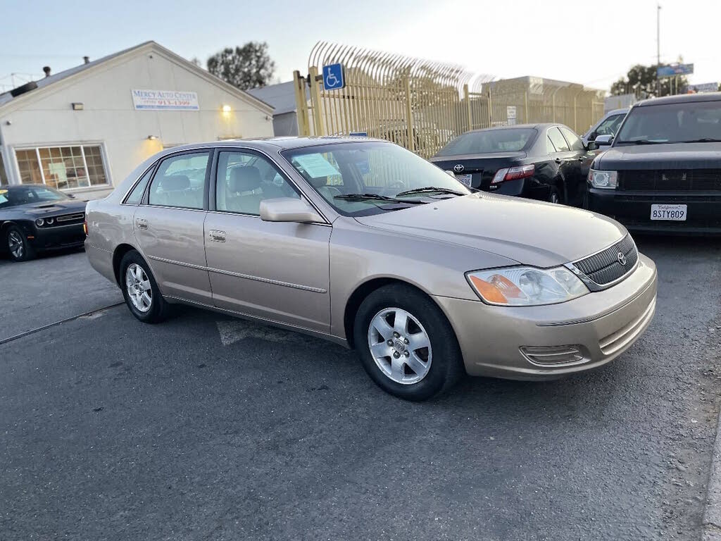 2000 Toyota Avalon XLS