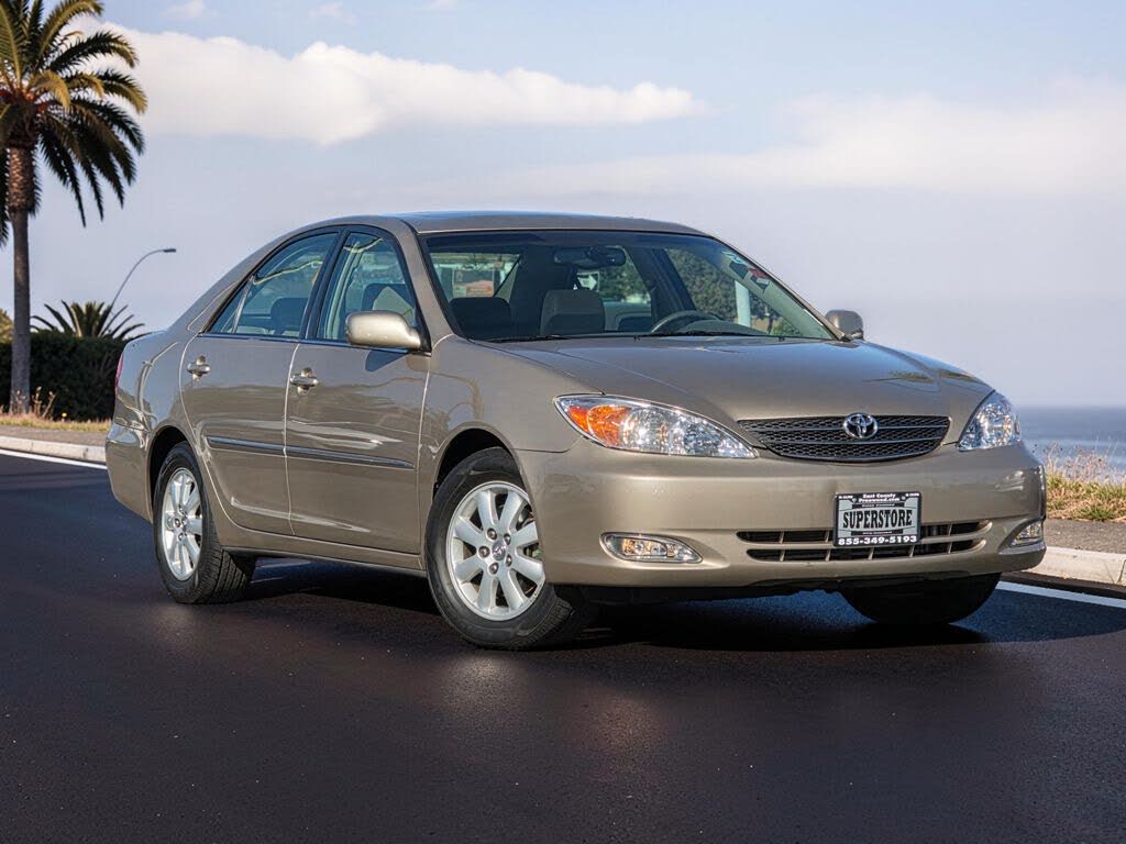 2004 Toyota Camry XLE