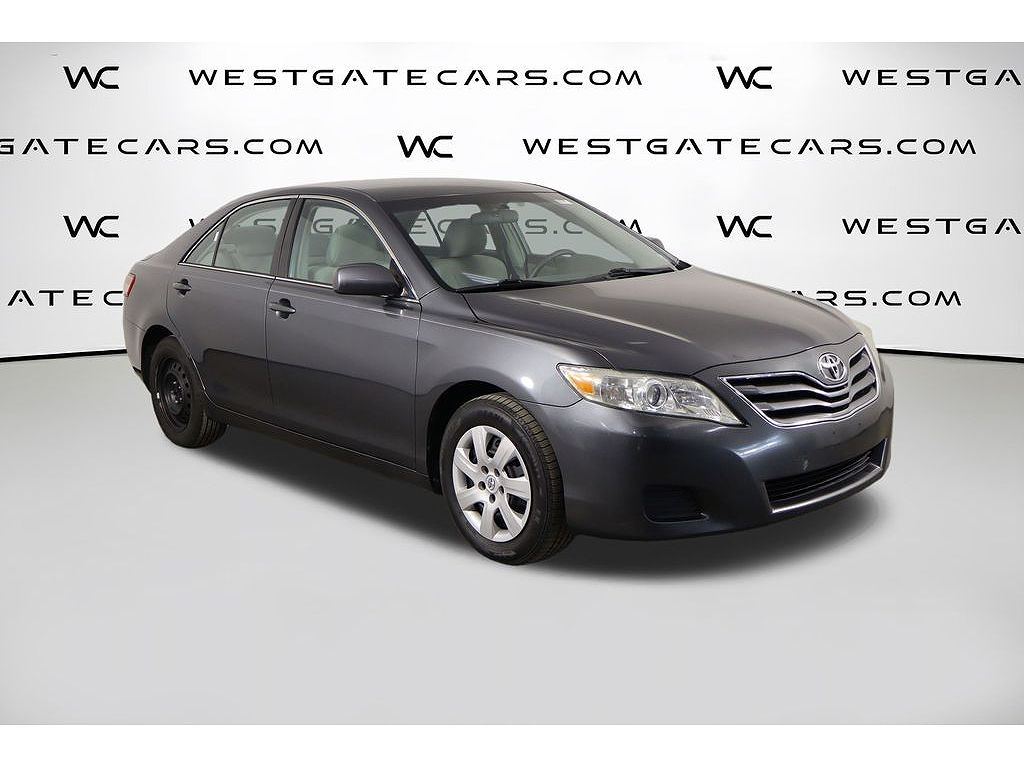2011 Toyota Camry LE
