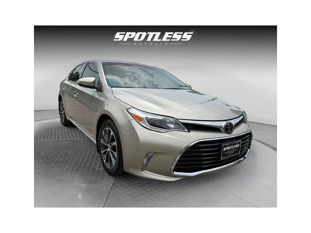 2017 Toyota Avalon Touring