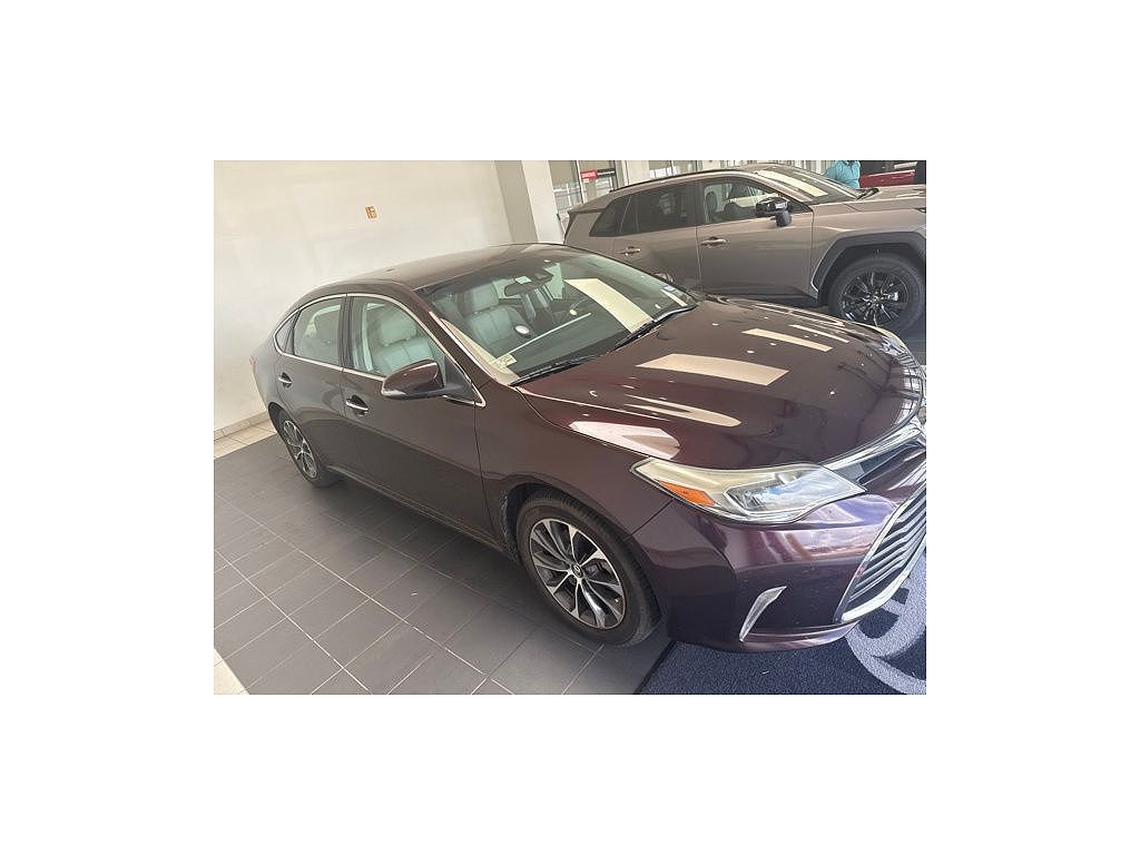 2017 Toyota Avalon Touring