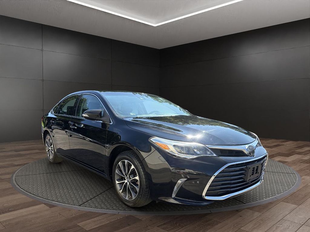 2017 Toyota Avalon Touring