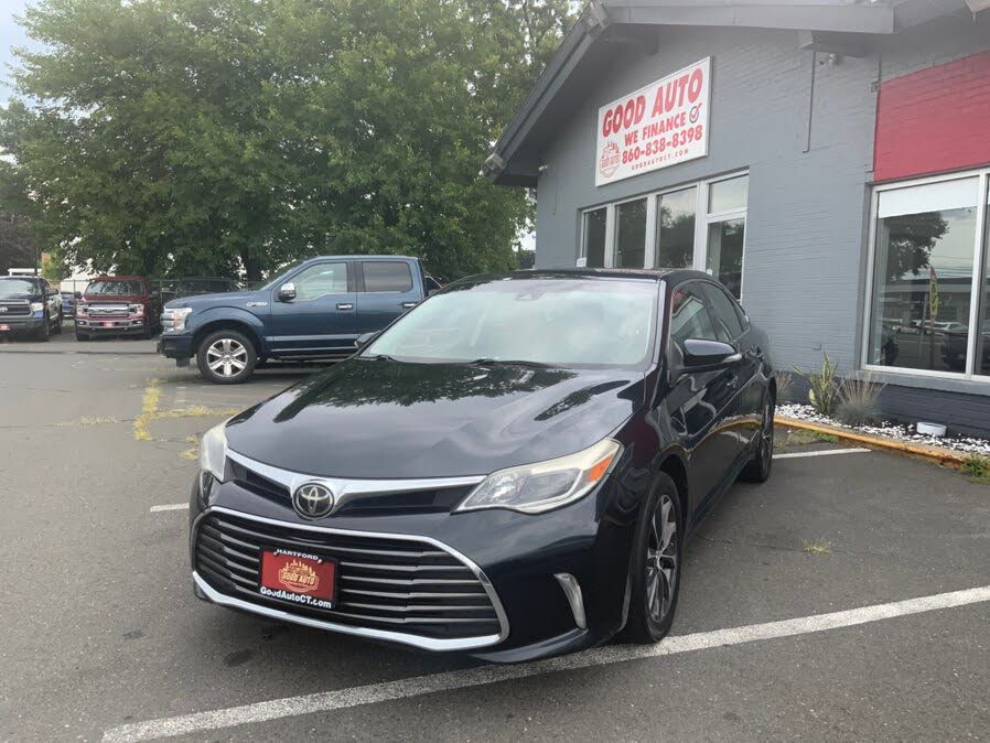2018 Toyota Avalon XLE