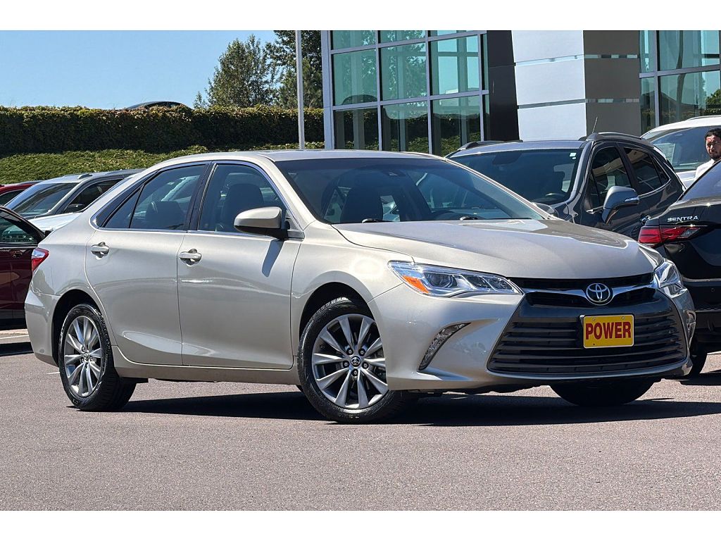2015 Toyota Camry XSE