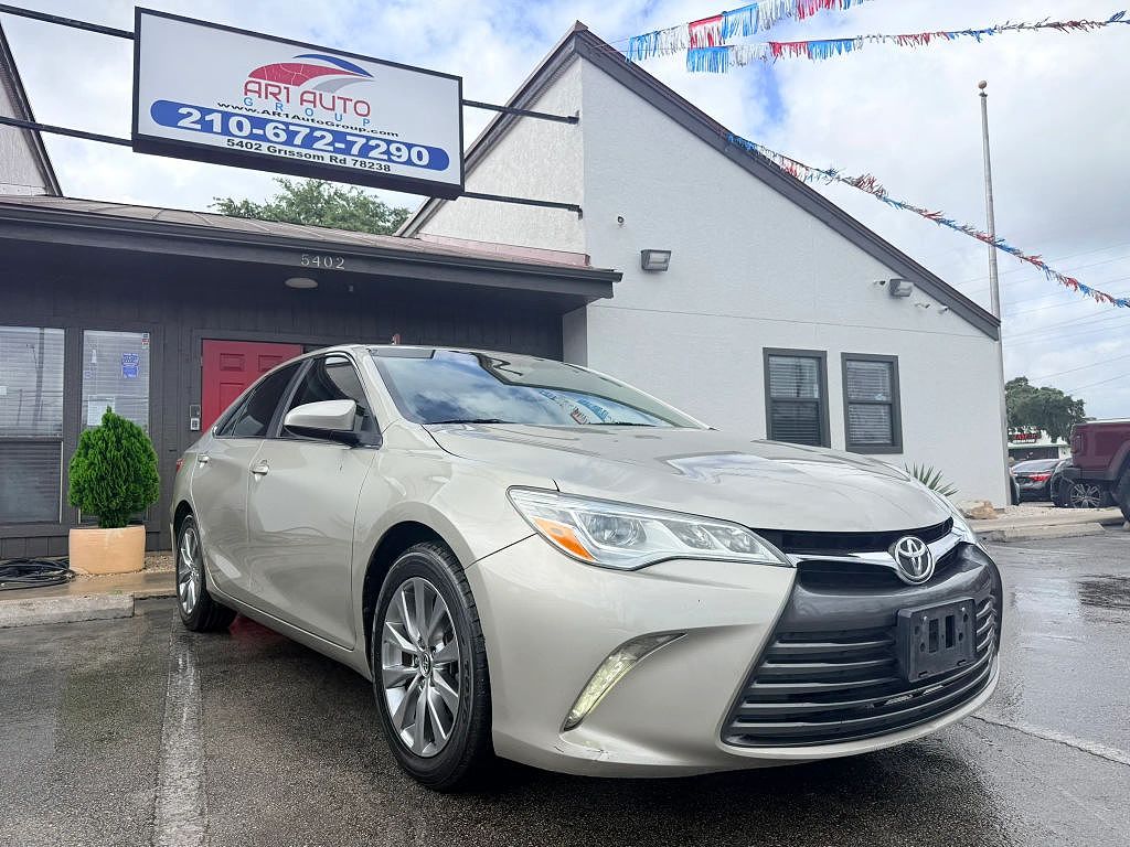 2015 Toyota Camry XSE