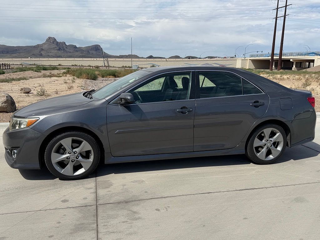 2014 Toyota Camry XLE
