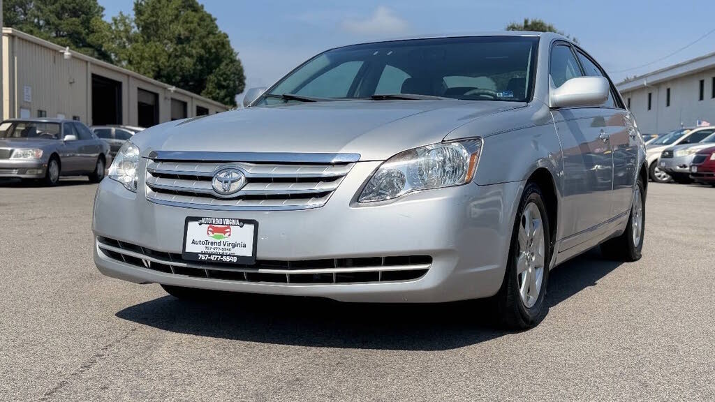 2005 Toyota Avalon XL