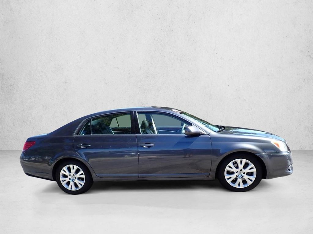 2008 Toyota Avalon XL