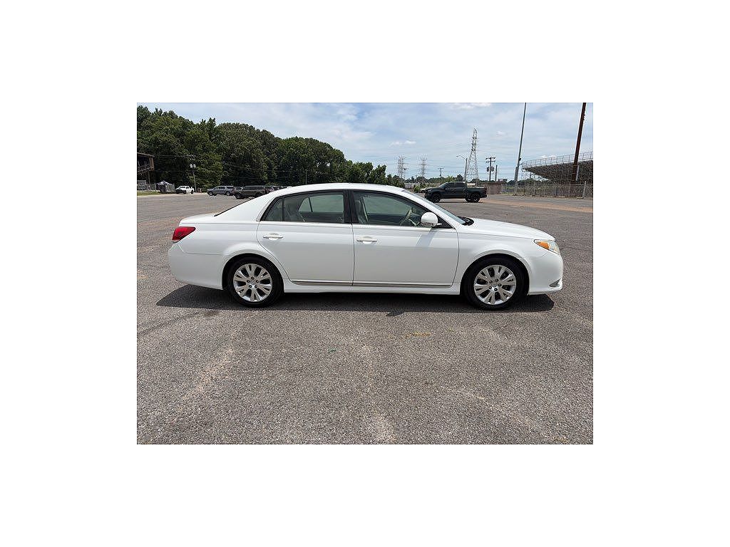 2011 Toyota Avalon