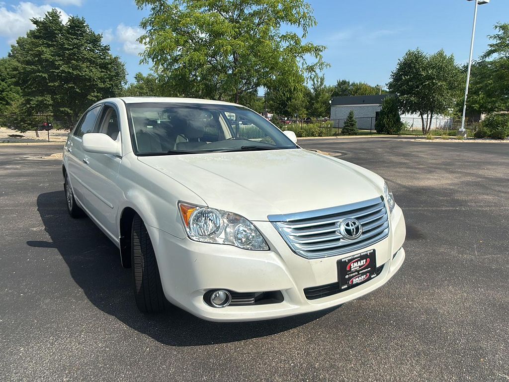 2010 Toyota Avalon XL