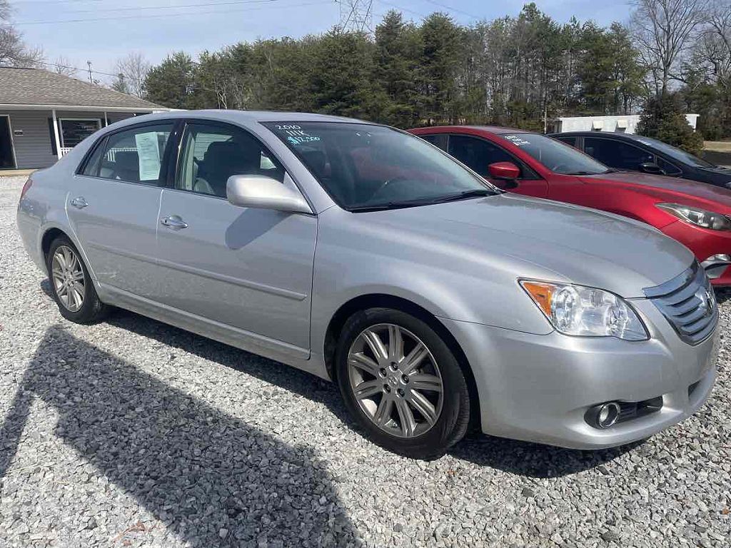 2010 Toyota Avalon XLS